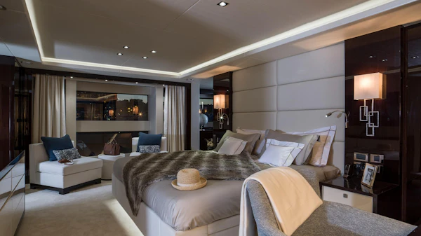 Sunseeker 116 Yacht 116-yacht-03