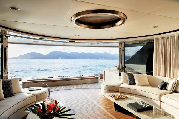 Benetti Oasis 40M 24-1-600x400