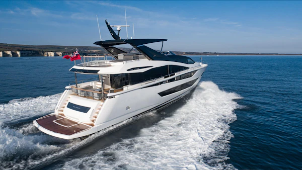 Sunseeker 88 Yacht 88-yacht-04