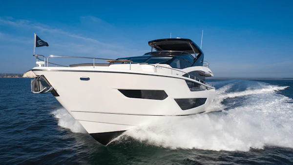 Sunseeker 88 Yacht 88-yacht-06