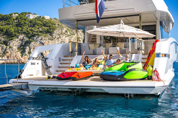 Sunseeker 88 Yacht 88-yacht-23