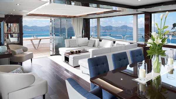 Sunseeker 95 Yacht 95-yacht-05