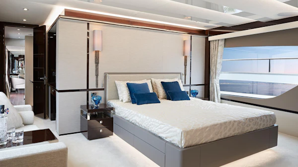 Sunseeker 95 Yacht 95-yacht-10