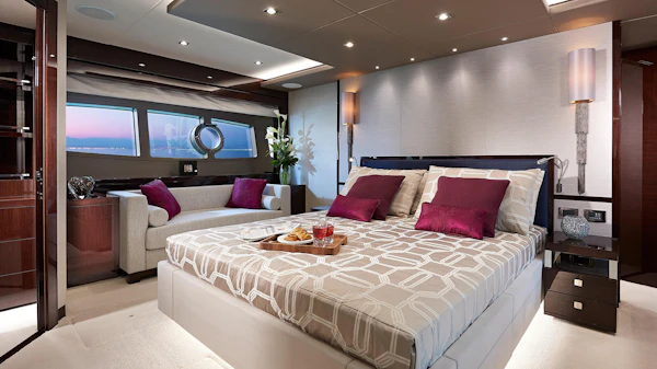 Sunseeker 95 Yacht 95-yacht-16