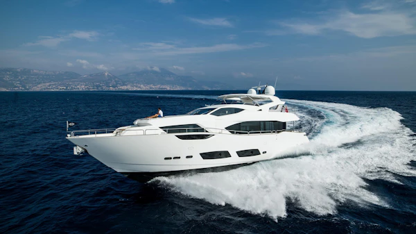 Sunseeker 95 Yacht 95-yacht-19