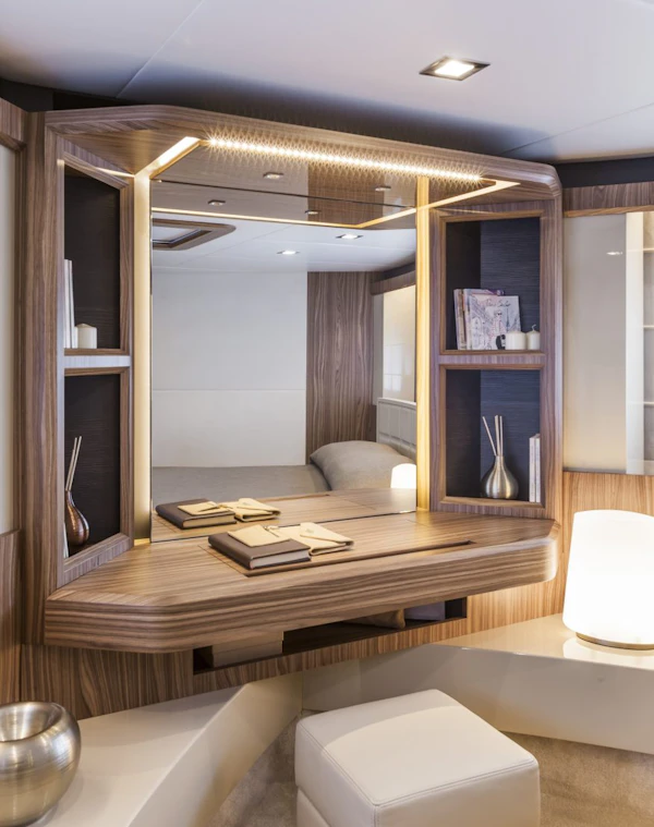 Absolute 60 Fly Absolute60Fly_Interior_11