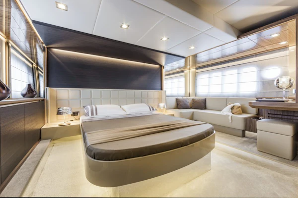 Absolute 60 Fly Absolute60Fly_Interior_6