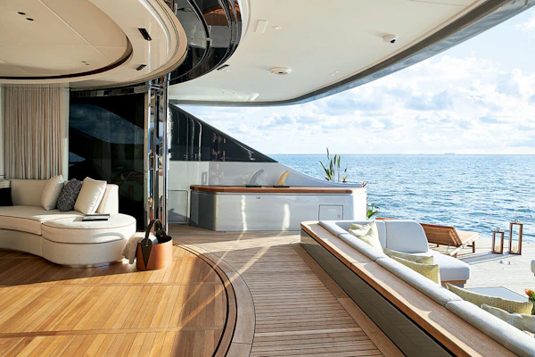Benetti Oasis 40M BENETTI_OASIS_40_REBECA_17OTT2020_1849